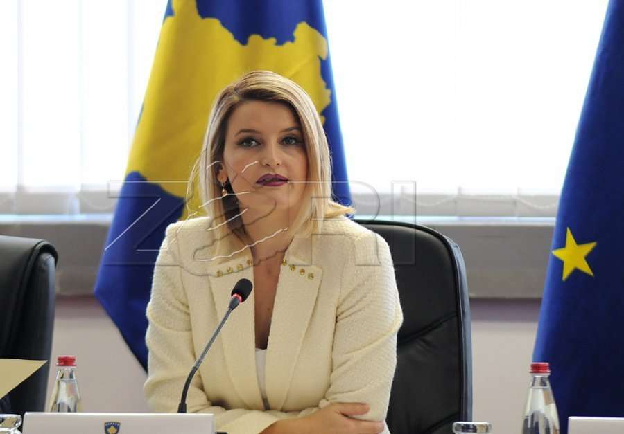 Hoxha: BE-ja po i bën padrejtësi Kosovës