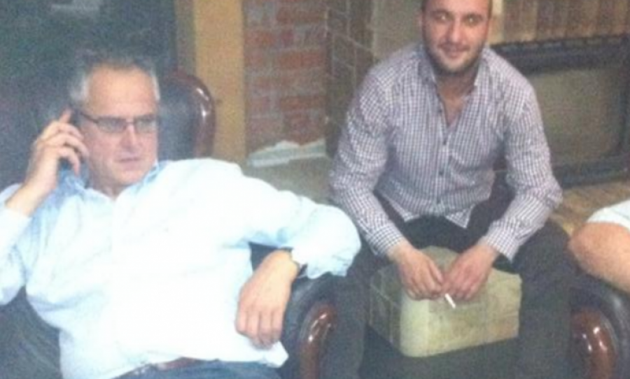 Dorëzohet në Prokurori djali i vëllait të Shaip Mujës, që plagosi familjarin e Pacollit