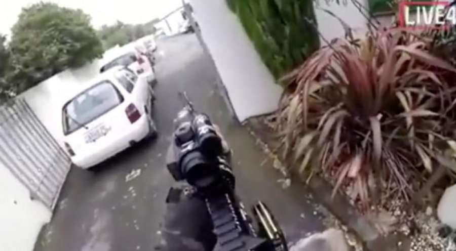 Publikohet video e plotë nga kamera e terroristit në xhaminë në Zelandën e Re