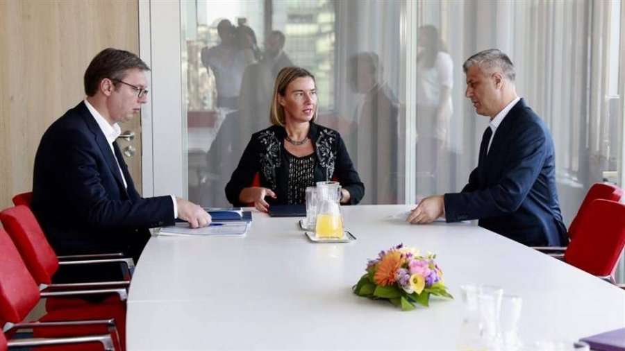 Mogherini flet pak për dialogun Kosovë-Serbi