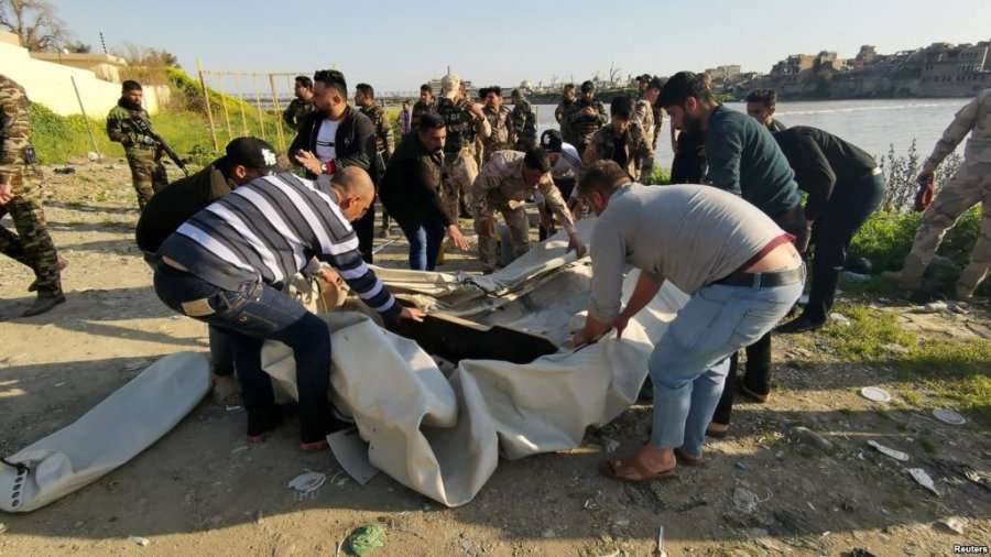 Të paktën 79 të vdekur nga fundosja e varkës në Irak