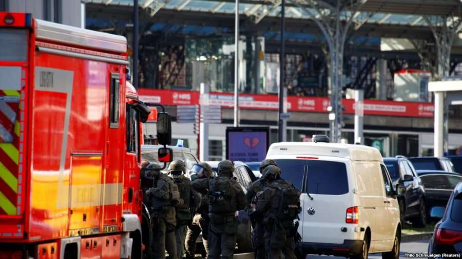 Autoritetet gjermane arrestuan 10 persona që po planifikonin një sulm terrorist