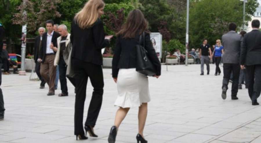 Gratë në Kosovë mbahen larg vendimmarrjes