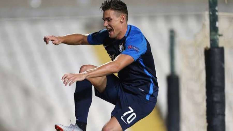 Kololli shënon gol nga penalltia për Zurich