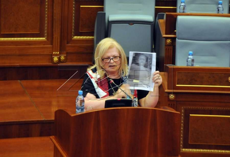 Flora Brovina nesër do të dëshmonte për Masakrën e Dubravës