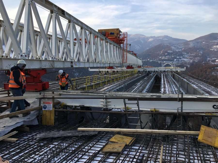 Qeveria përuron autostradën “Arbën Xhaferi”, ende pa ia paguar borxhet Bechtel-Enkas