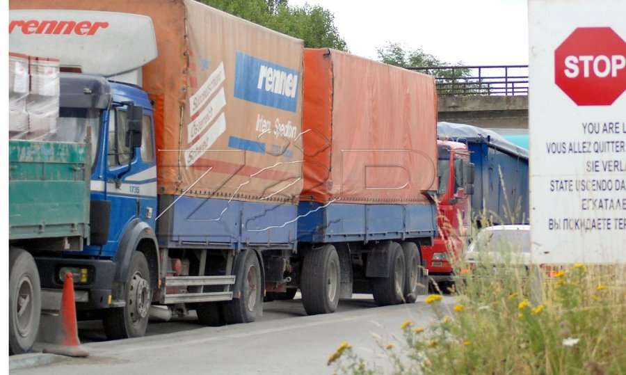 Gati lufta tregtare Kosovë - Serbi