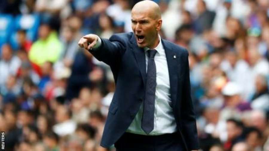 Zidane përjashton futbollistin serb, e dërgon në tribuna