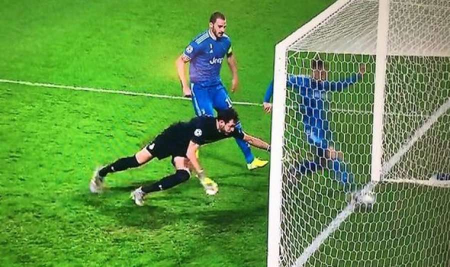 I 'vodhi' golin e 300 Ronaldos, rrëfehet Ramsey: Ja çfarë i thash Ronaldos