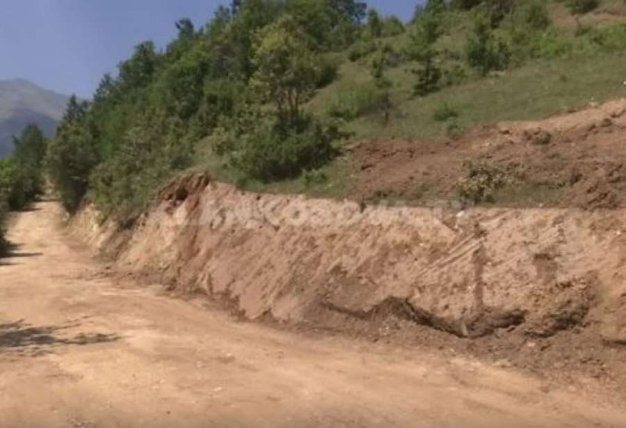 Një objekt misterioz gjendet në një qytet të Kosovës, arkeologët: S’po e besojmë dot