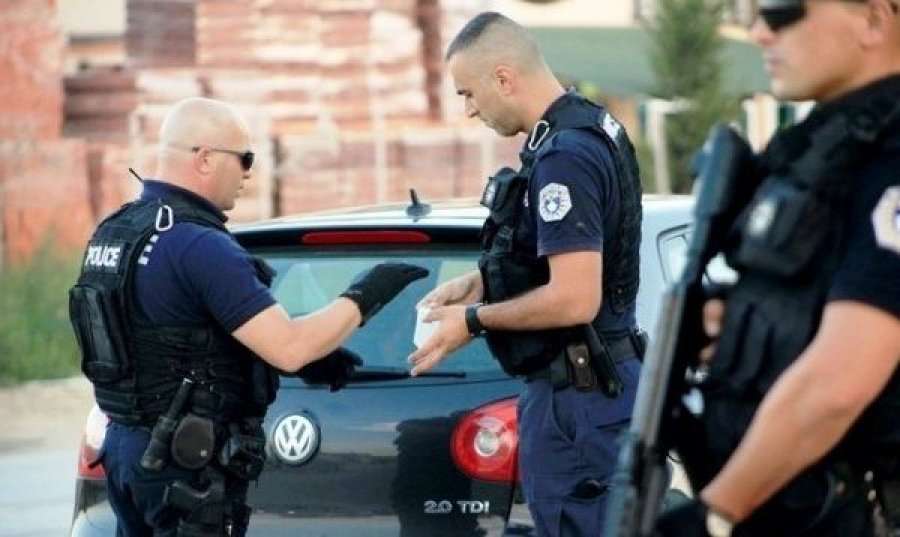 Policia njofton se sot do të bëhet shkatërrimi i disa armëve