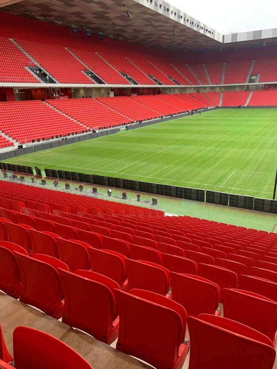 Pamjet që tregojnë madhështinë e 'Air Albania Stadium' në Tiranë