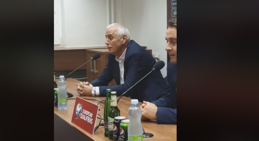 Challandes pyetet se pse nuk i ka bërë ndërrimet më herët, reagim i tij është interesant