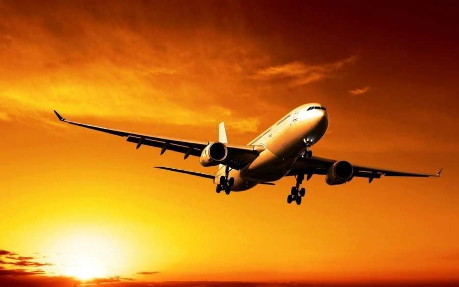 Sa mund të fluturojë një aeroplan pasi t’i ndalen të gjithë motorët?
