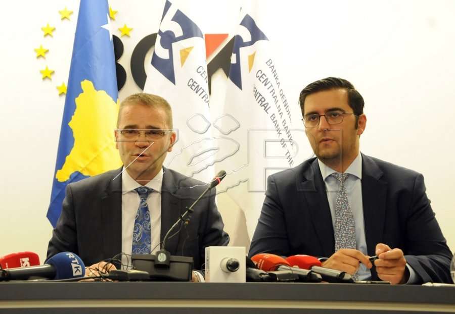 BQK-ja s’tërhiqet nga shtrenjtimi i sigurimit të automjeteve 26,6 për qind