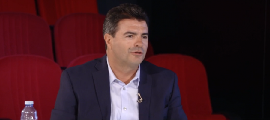Sollem Krasniqi: Armët i transportuam me aeroplan nga SHBA’ja, 72 tonë i ...