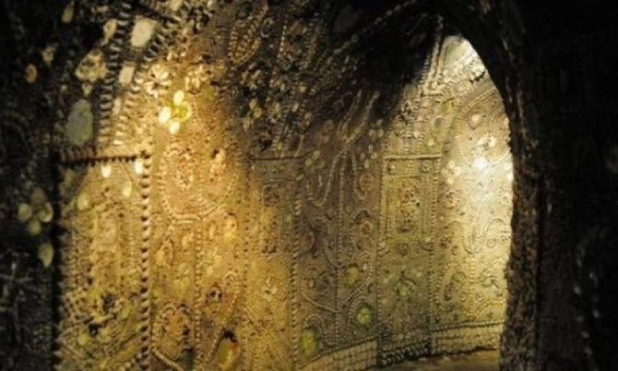 Zbuloi shpellën misterioze me ar që ia mori jetën gjithë banorëve të qytetit