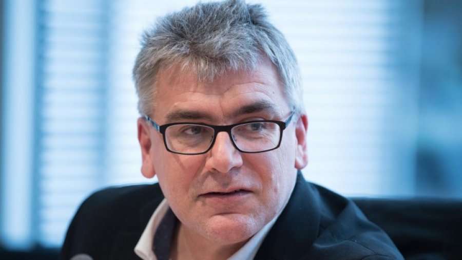 Deputeti gjerman: Në Kosovë ka shpresë, strukturat e vjetra e të rrezikshme nuk u votuan