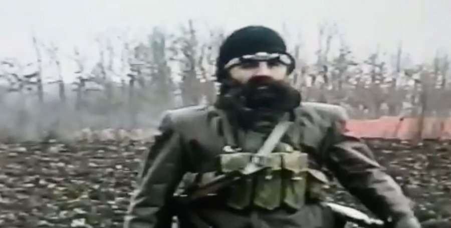 Këtë veturë e drejtonte Adem Jashari sa ishte gjallë, publikohet fotografi e rrallë