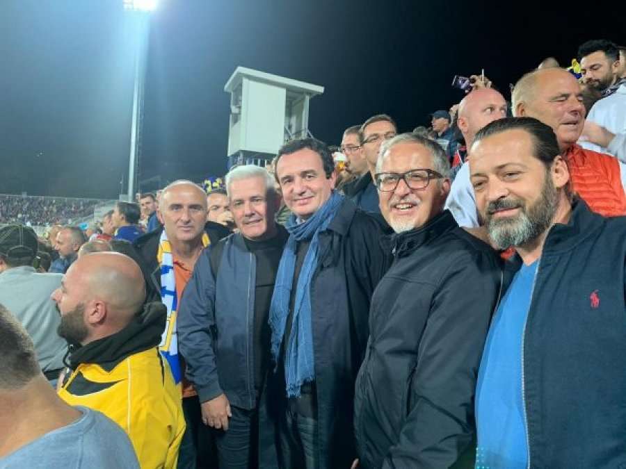 Albin Kurti për fitoret e Kosovës dhe të Shqipërisë: Zemra mal mu bë, s’kanë faj ekipet që jemi të ndarë, por …