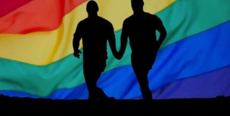 Homoseksual lind apo bëhesh? Mjekët “plasin bombën” që askush s’e priste