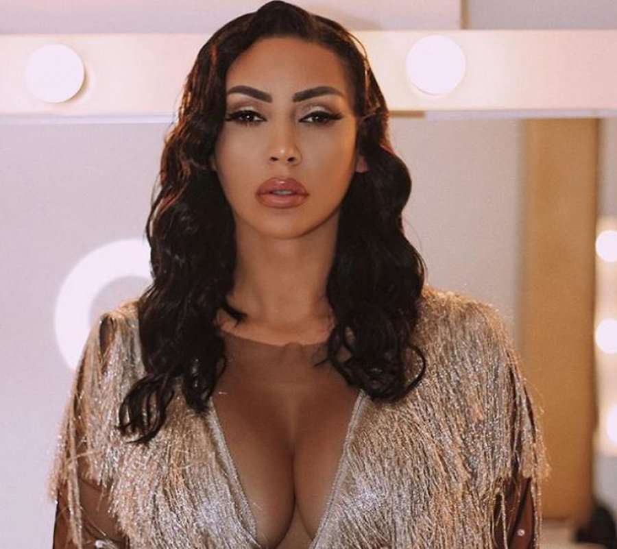 Fjolla Morina 'dridh' rrjetin, i vë në plan të parë të pasmet super seksi