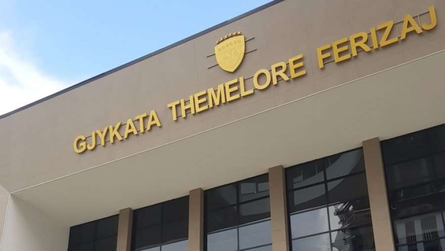 Arrest shtëpiak ndaj dy zyrtarëve policor për marrje ryshfeti