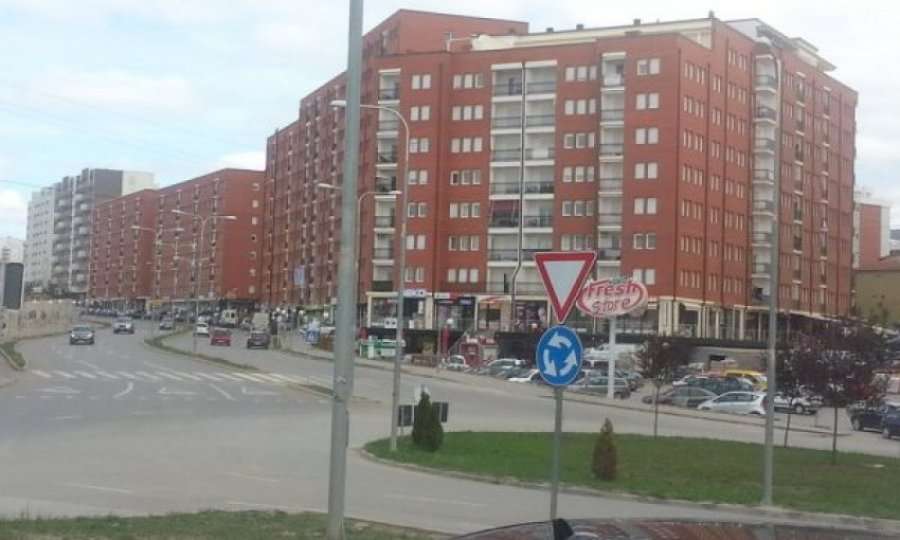 Tentim grabitje e armatosur në lagjen Mati 1 në Prishtinë