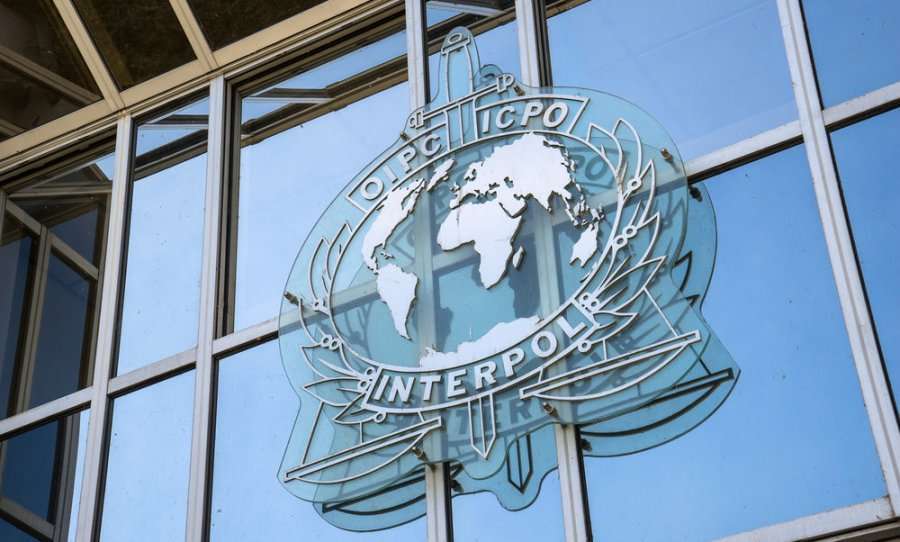 Qeveria në dorëheqje: Tërheqja e aplikacionit nuk e dëmton anëtarësimin në INTERPOL