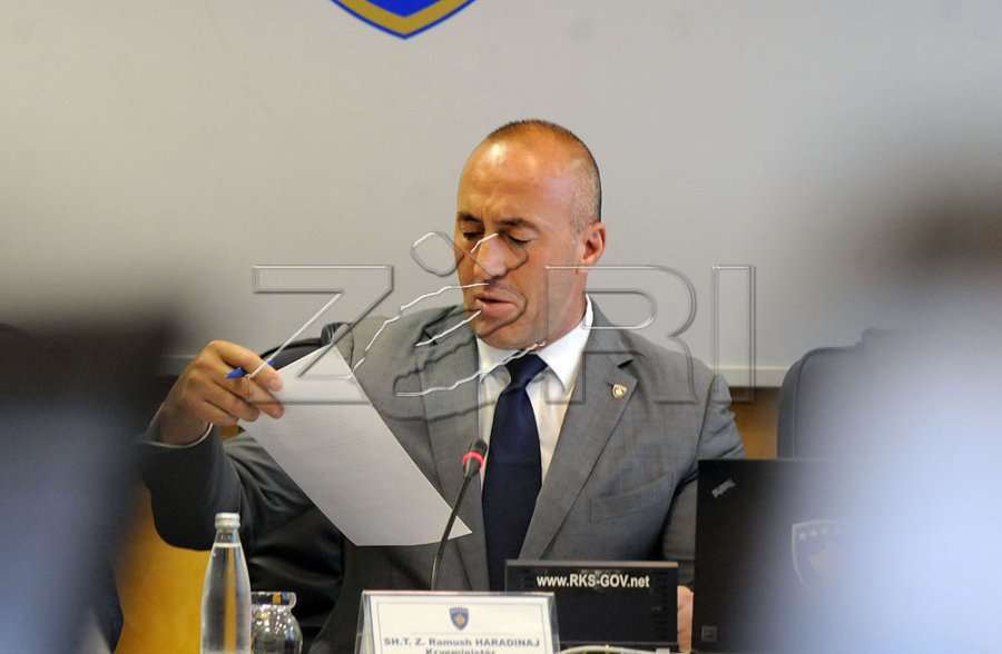 Haradinaj i dërgon mesazh Veselit për taksën