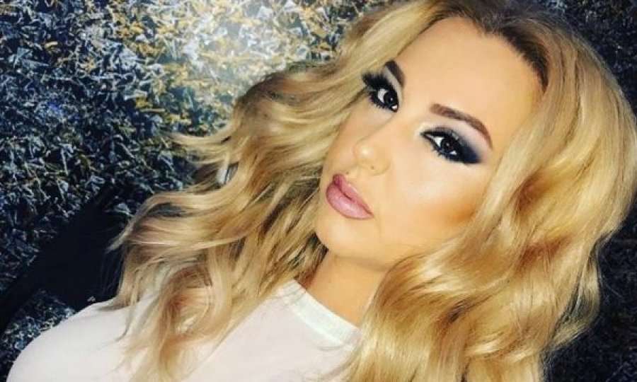 43 vjeçare, por me këtë pamje Teuta Selimi i deklason femrat e reja