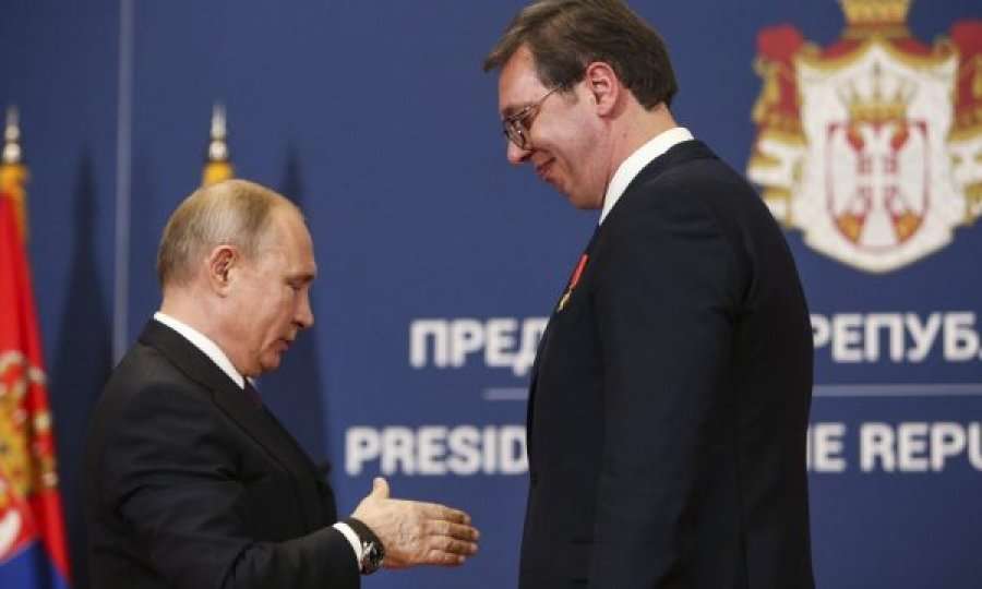 Rusia dërgon mjekë dhe ekspertë të dezinfektimit në Serbi