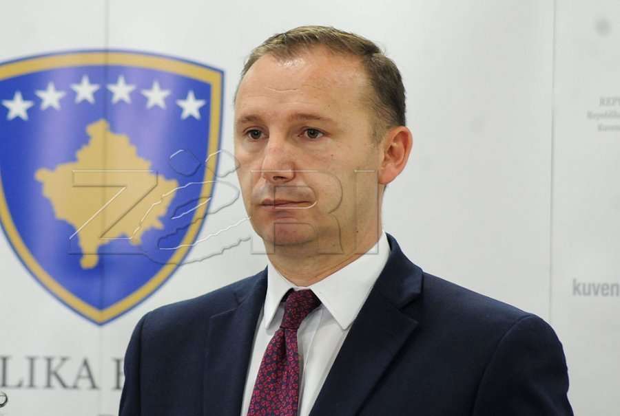 Zemaj: Qeveria urgjentisht t’i paguajë 130 mijë punëtorët pa kontrata