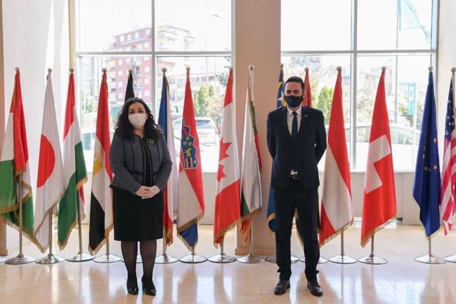 Abdixhiku takon Osmanin, e falënderon për mbështetjen në kohën e ...