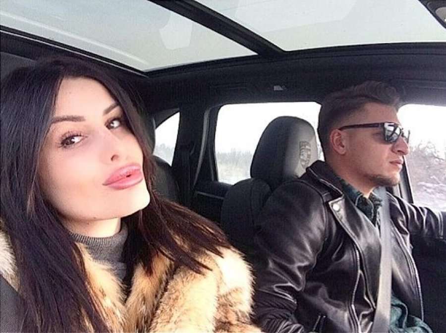 E fejuara e futbollistit shqiptar po prodhon maska falas
