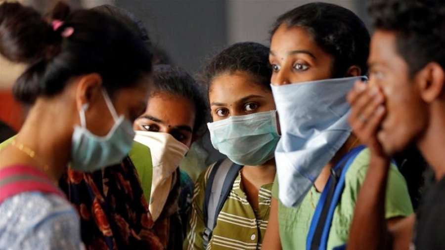 India shënon rekord të rasteve ditore të koronavirusit
