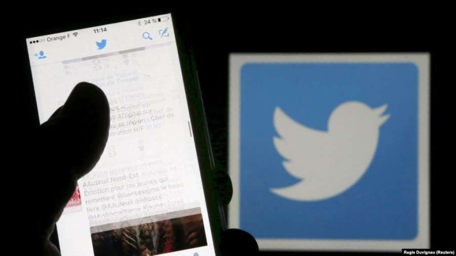 “Twitter”-i do të etiketojë llogaritë e mediave