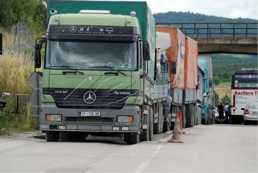 Kosovarët përsëri i kthehen tregut të Serbisë