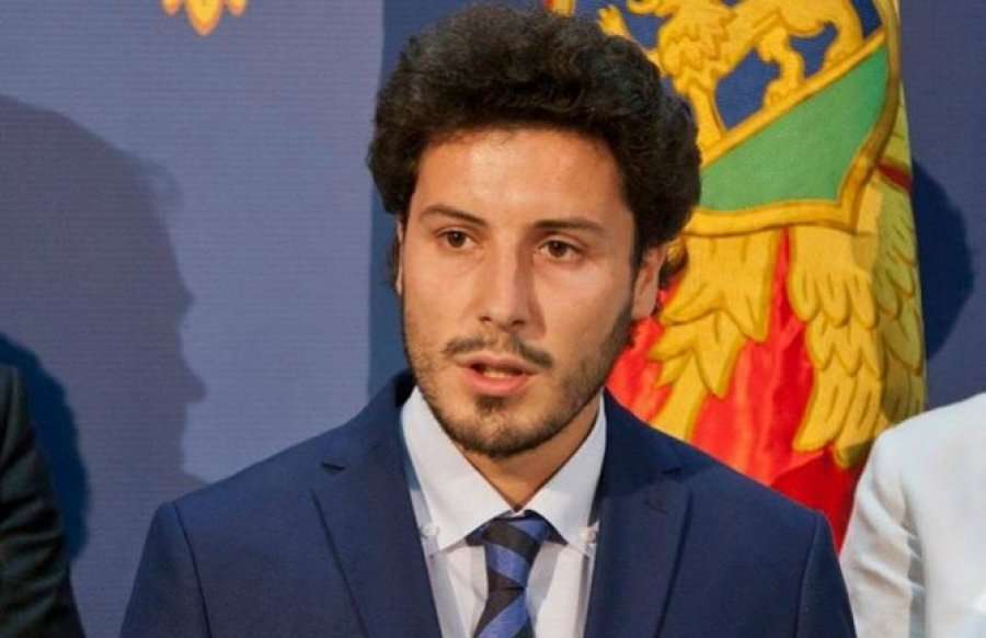 Krivokapiqi e shkarkon zyrtarisht nga detyra Dritan Abazoviqin