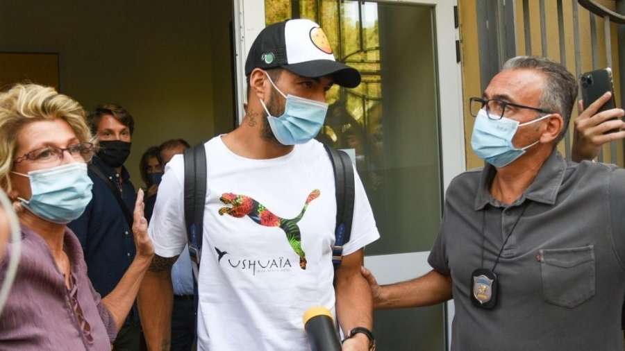 Juventusi në telashe të mëdha, shkak testi i falsifikuar i Luis Suarezit
