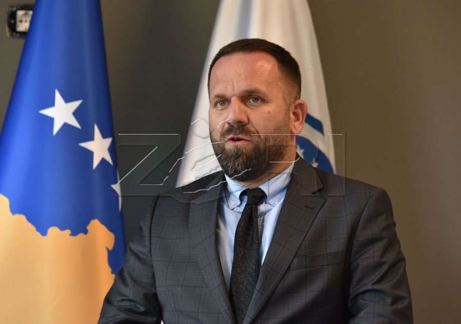 Rukiqi për tubimet partiake në kohë pandemie: Hipokrizi e llojit të vet