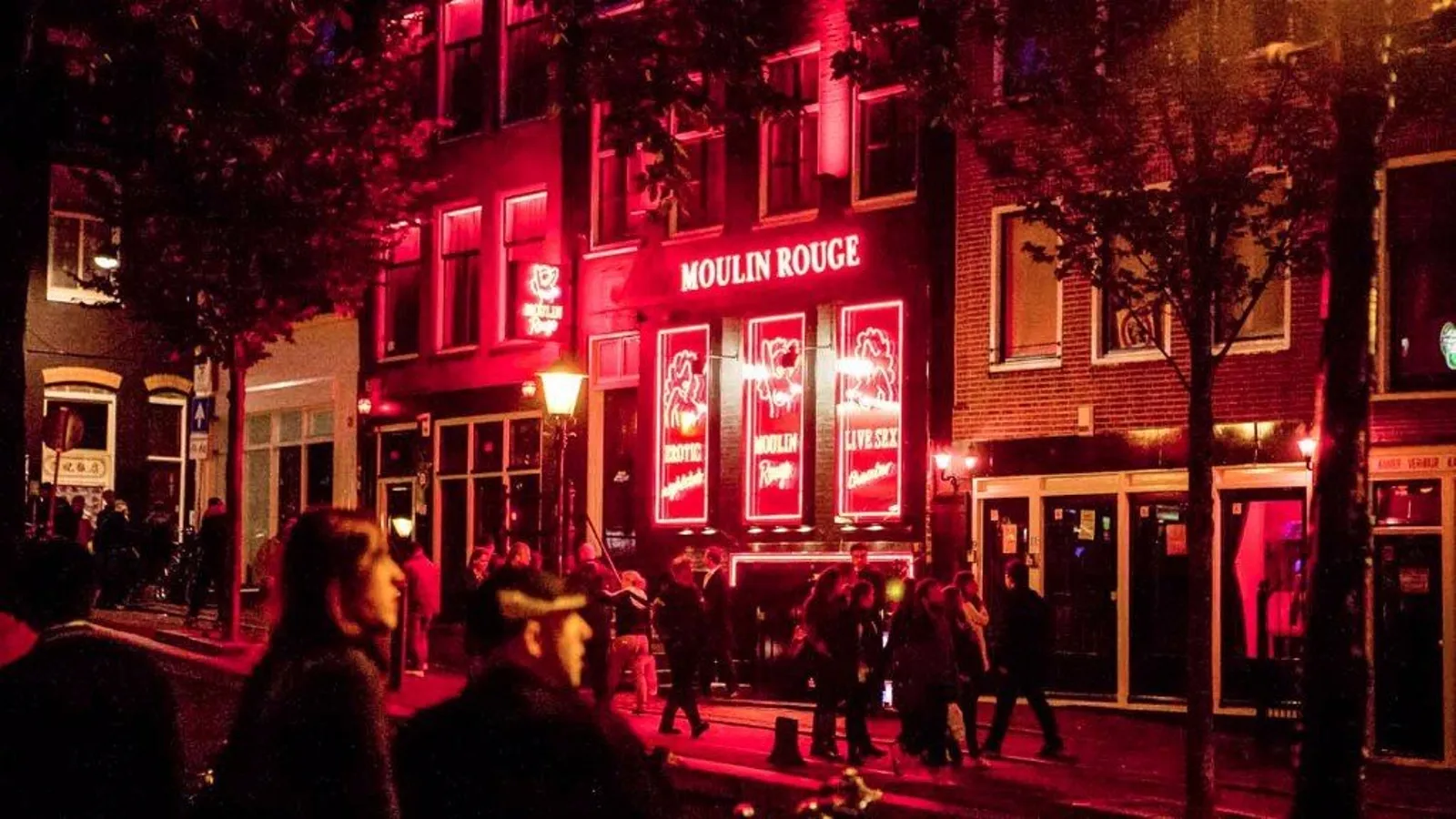 Amsterdami pritet të ndalojë shitjen e hashashit dhe prostitucionin
