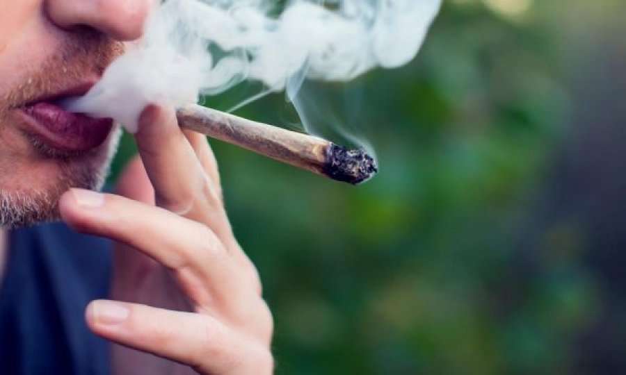 Kanabisi i bën njerëzit të krijojnë kujtime që nuk ekzistojnë