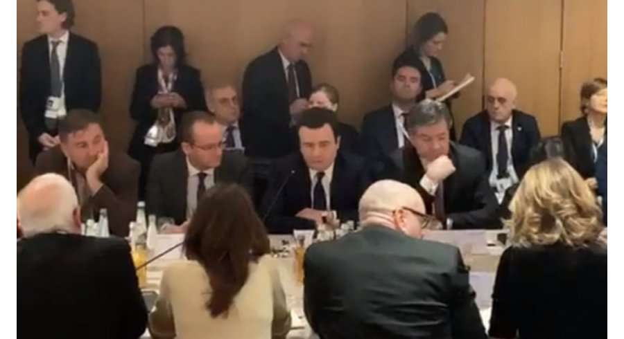 Kurti goditi Ramën, Thaçin, Vuçiqin për minishengenin dhe ndryshimin e kufijve