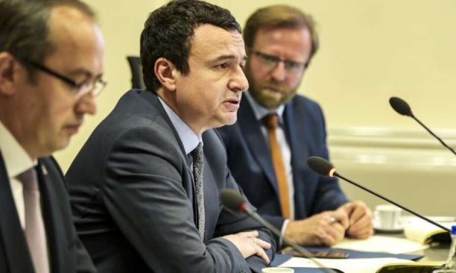Kurti: Duhet t’i sjellim njerëzit e diplomuar nga jashtë, këto janë pesë prioritetet e qeverisjes