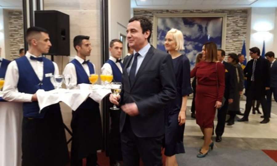 Paraqitja e parë publike e Rita Augestad Kndusen, pas zgjedhjes së Kurtit si kryeministër