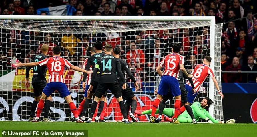 Kampioni mposhtet në Madrid, Dortmundi triumfon ndaj PSG-së