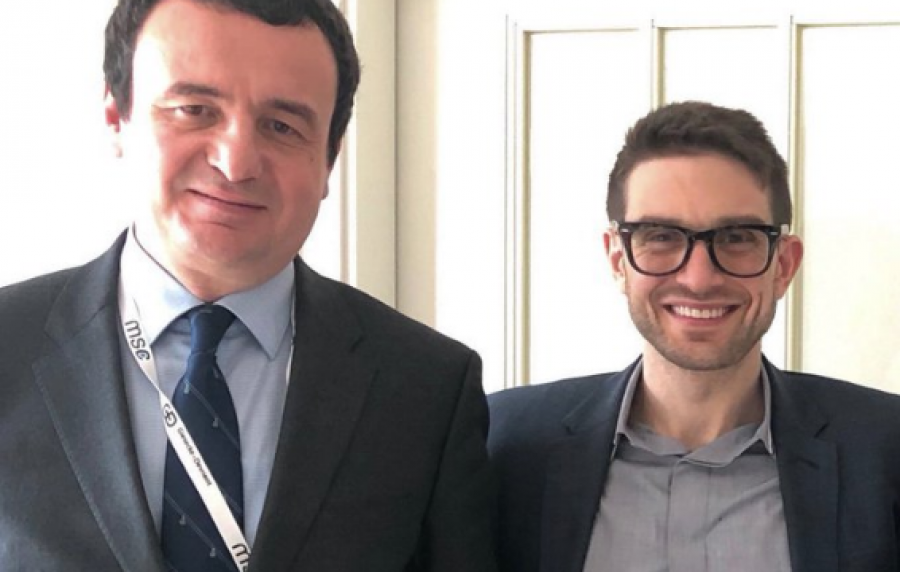 Kurti takohet me djalin e George Soros