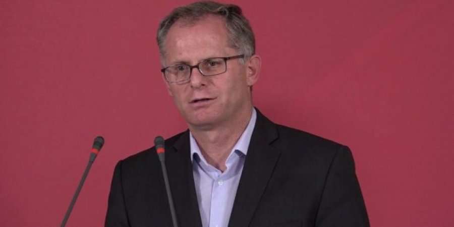 Nënkryetari i VV-së: Thaçi dhe Vuçiq kanë plan të fshehtë pa e ditur ShBA