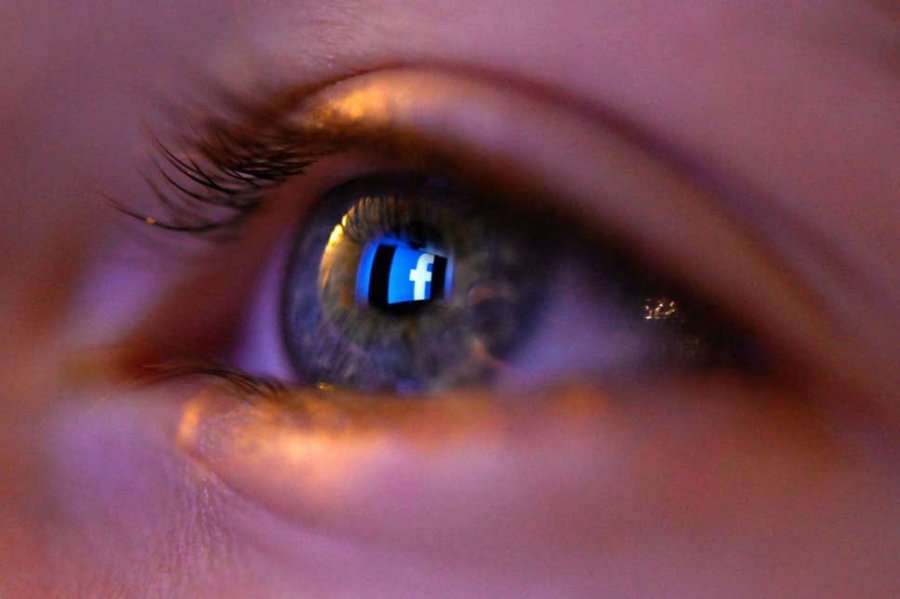 Facebook do të paguaj për regjistrimin e bisedave tuaja